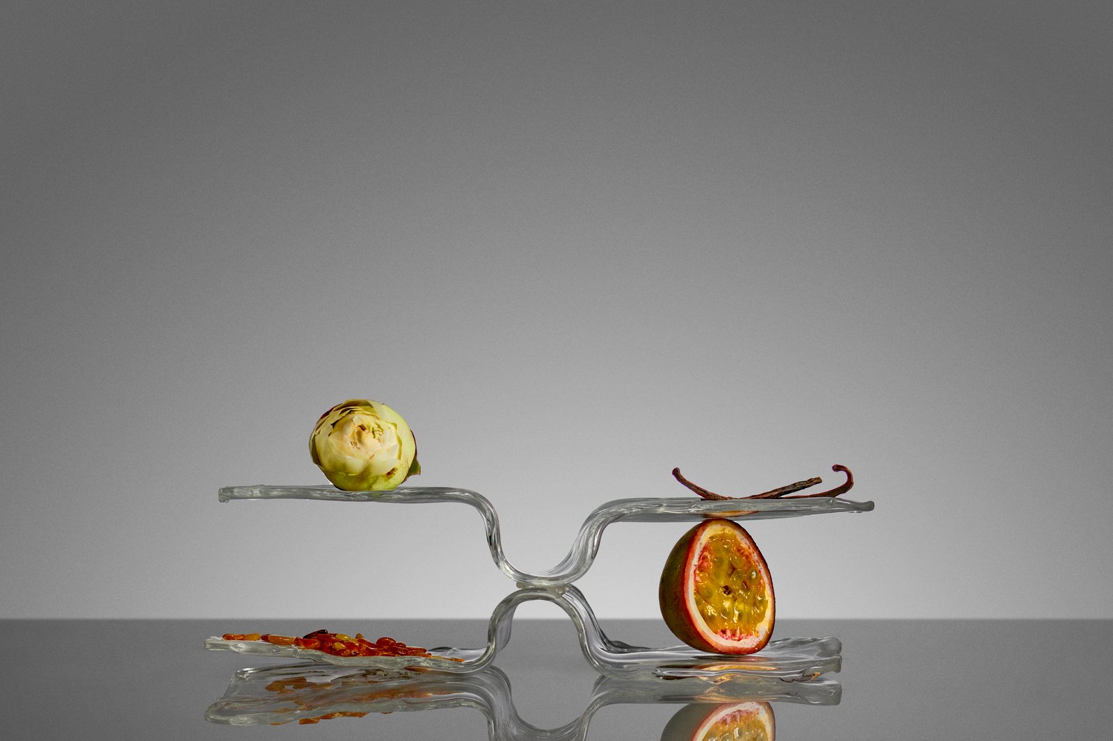 Loewe Perfumes — Set Design — The Art of Glass w/ Marta Armengol